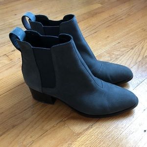 Rag & Bone Walker Leather Ankle Boot in Charcoal
